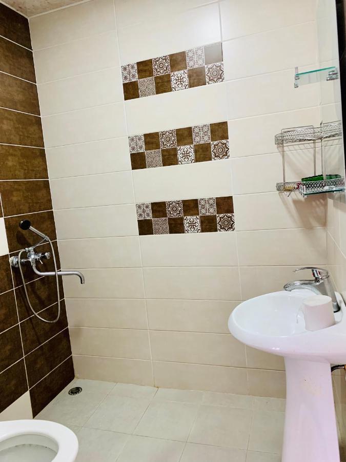 Nadia Guesthouse Местія Екстер'єр фото