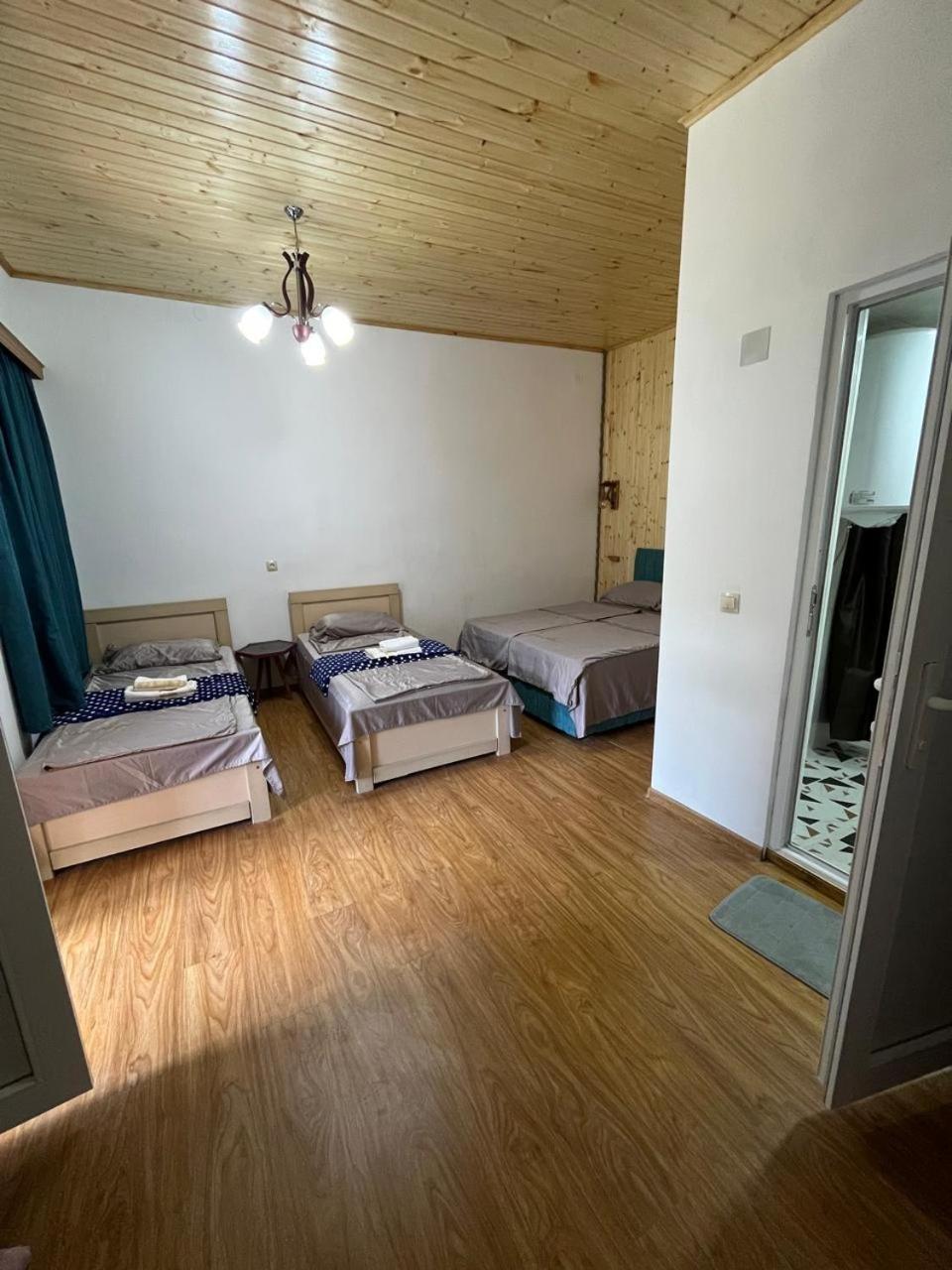 Nadia Guesthouse Местія Екстер'єр фото