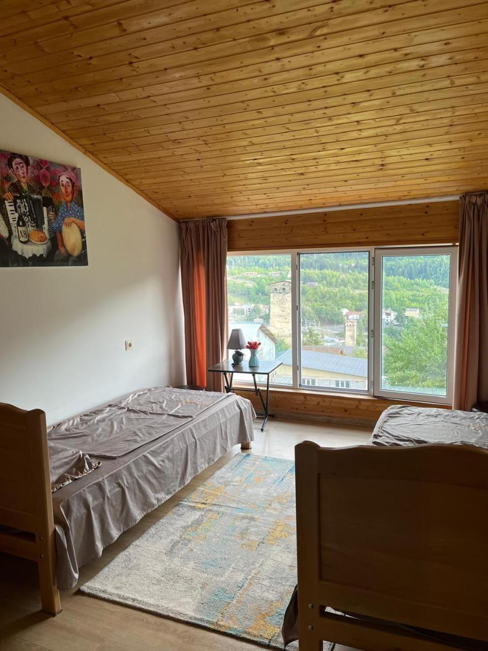 Nadia Guesthouse Местія Екстер'єр фото